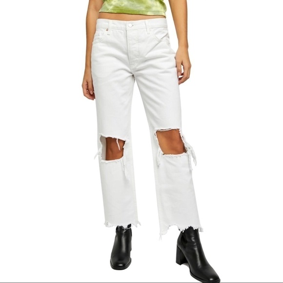 NWT Free People We the Free Maggie Mid Rise Ripped Straight Leg Jeans size 26 - Picture 1 of 14